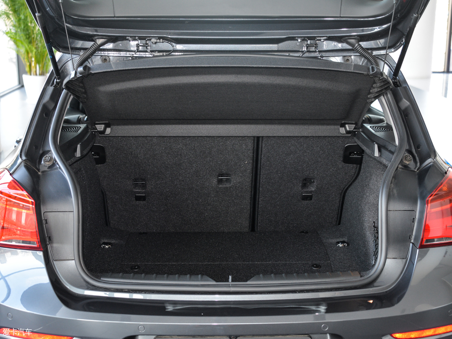 2018R1ϵɎ 118i I