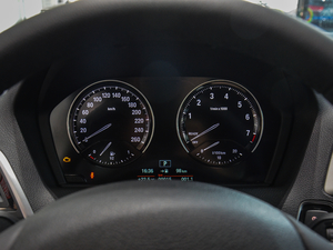 2018款118i 领先型 仪表