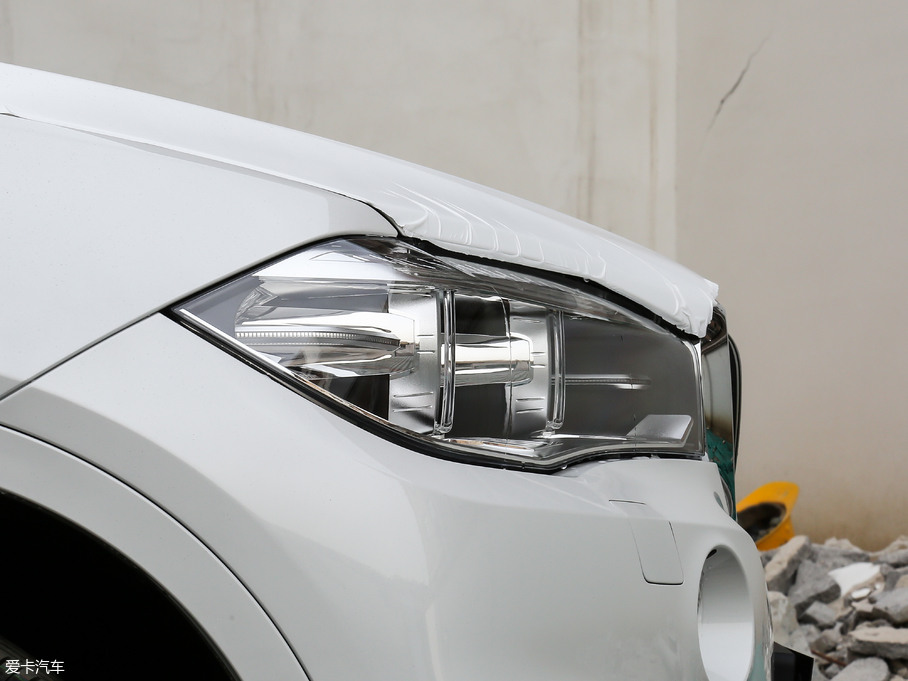 2018RX5(M) xDrive28i