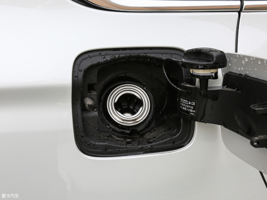 2018RX5(M) xDrive28i