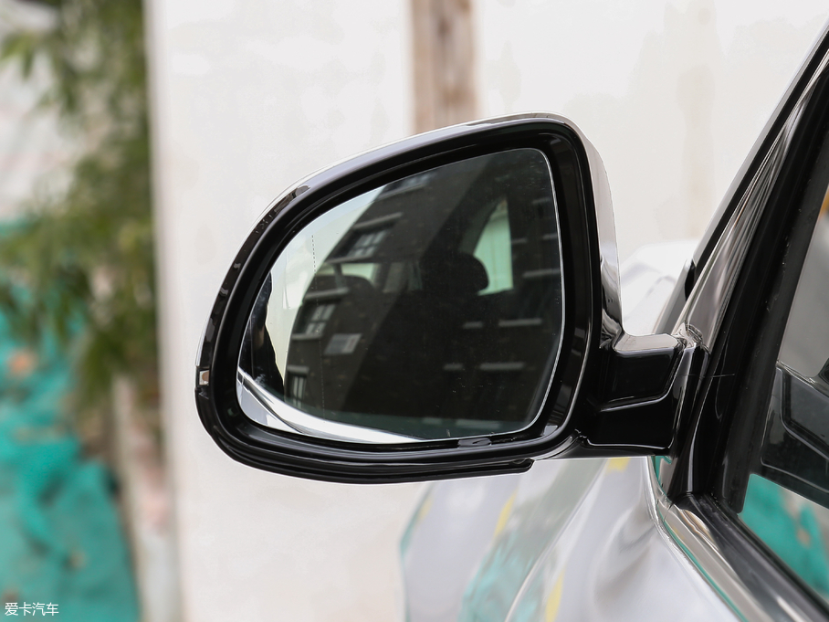 2018RX5(M(jn)) xDrive28i