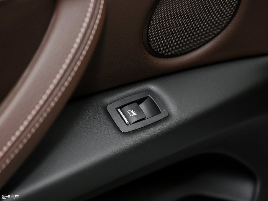 2018RX5(M) xDrive28i