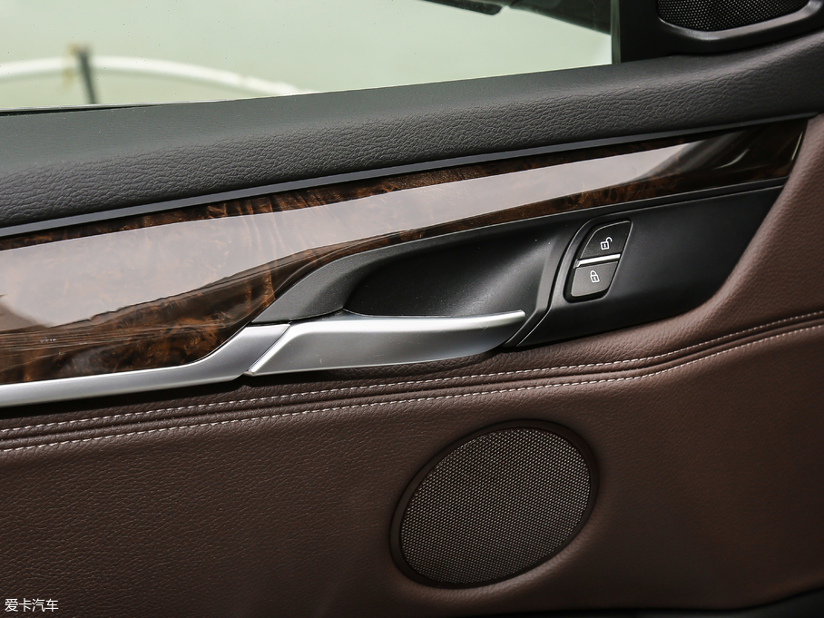 2018RX5(M) xDrive28i