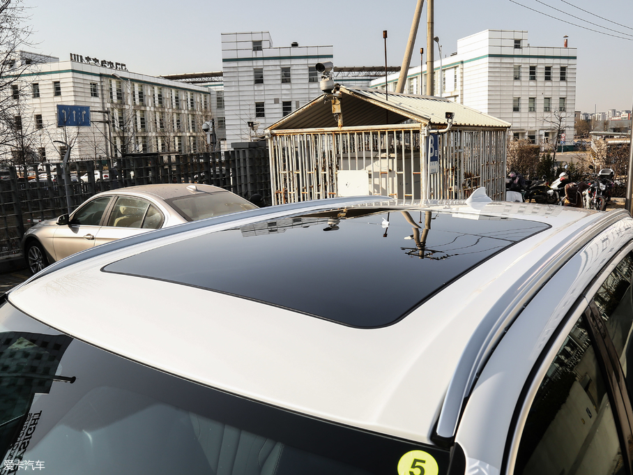 2018RX5(M) xDrive35i M\ӺA