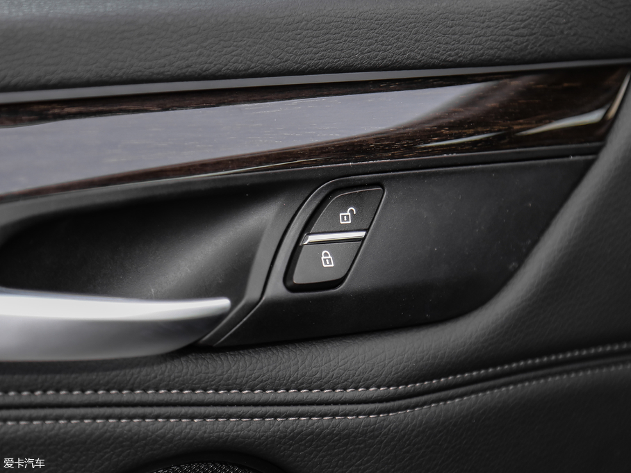 2018RX5(M) xDrive35i M\ӺA