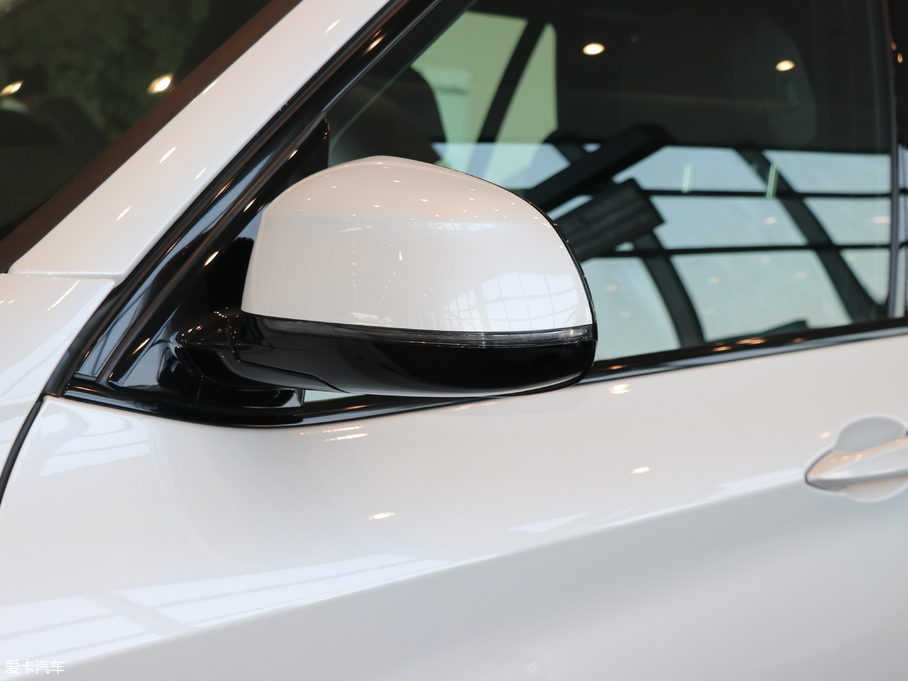 2018RX5(M) xDrive35i M\