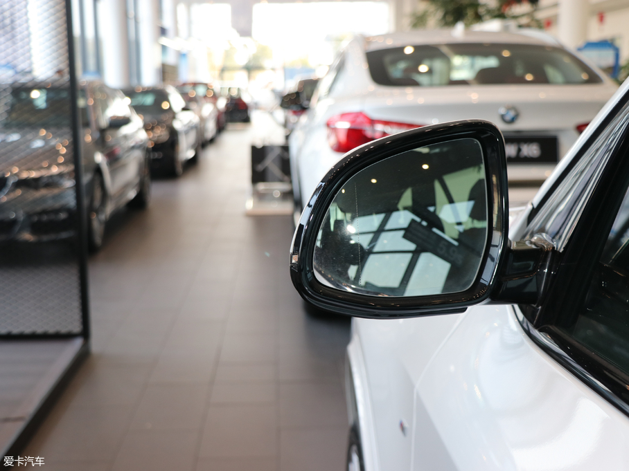 2018RX5(M) xDrive35i M\