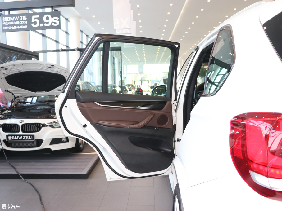 2018RX5(M) xDrive35i M\