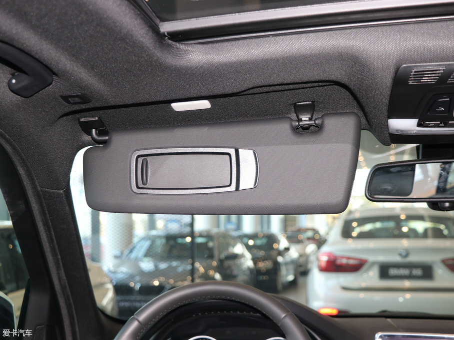 2018RX5(M) xDrive35i M\