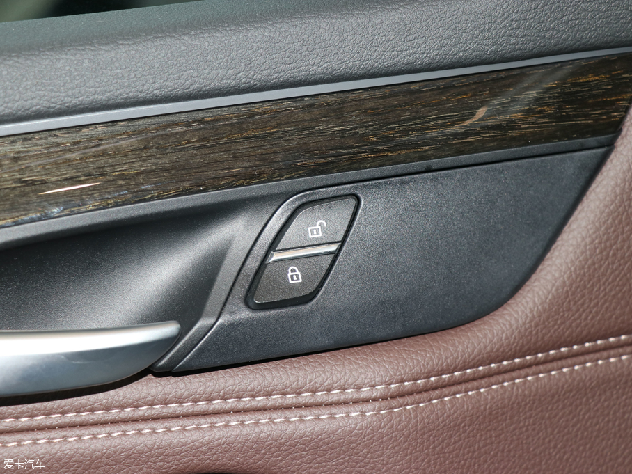 2018RX5(M) xDrive35i M\