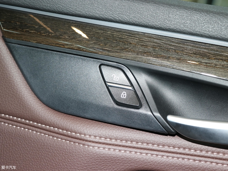 2018RX5(M) xDrive35i M\