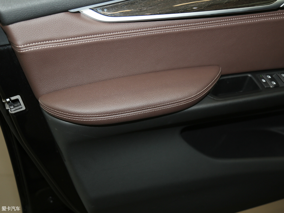 2018RX5(M) xDrive35i M\ӺA