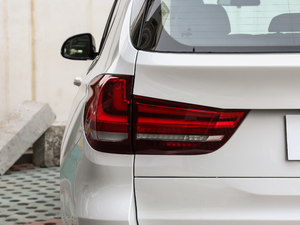 2018xDrive28i (x)(ji)^