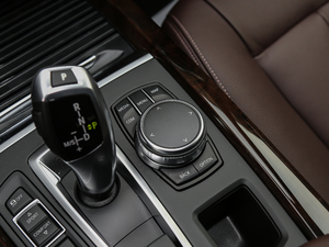 2018xDrive28i п؅^(q)