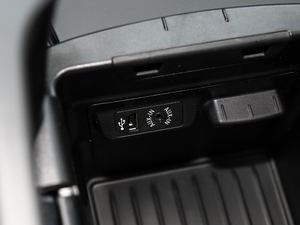 2018xDrive35i M\ӺA g