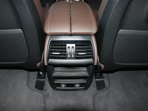 2018xDrive35i M\ п؅^