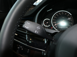 2018xDrive35i M\ п؅^