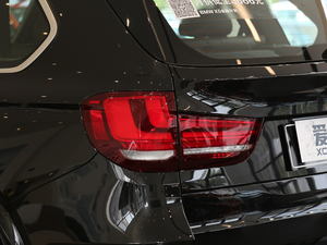 2018xDrive35i M\ӺA ^