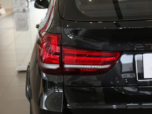 2018xDrive35i M\ӺA ^