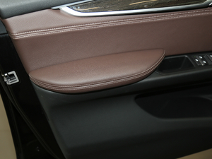 2018xDrive35i M\ӺA g