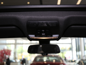 2018xDrive35i M\ӺA g