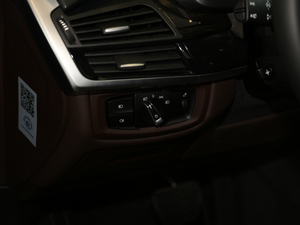 2018xDrive35i M\(yn)(dng)A п؅^(q)