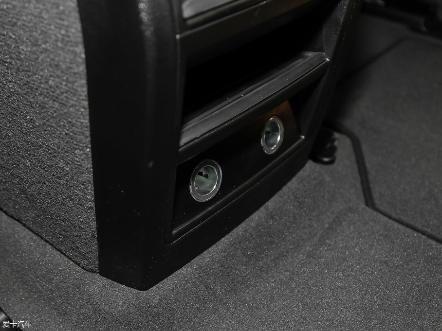 2018RX6 xDrive28i