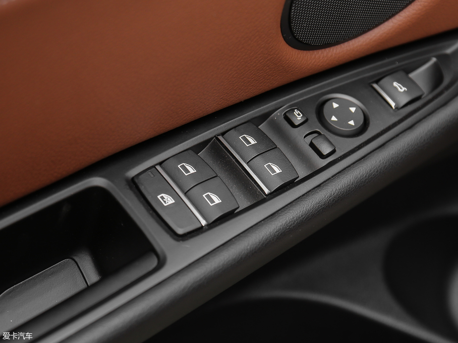 2018RX6 xDrive28i