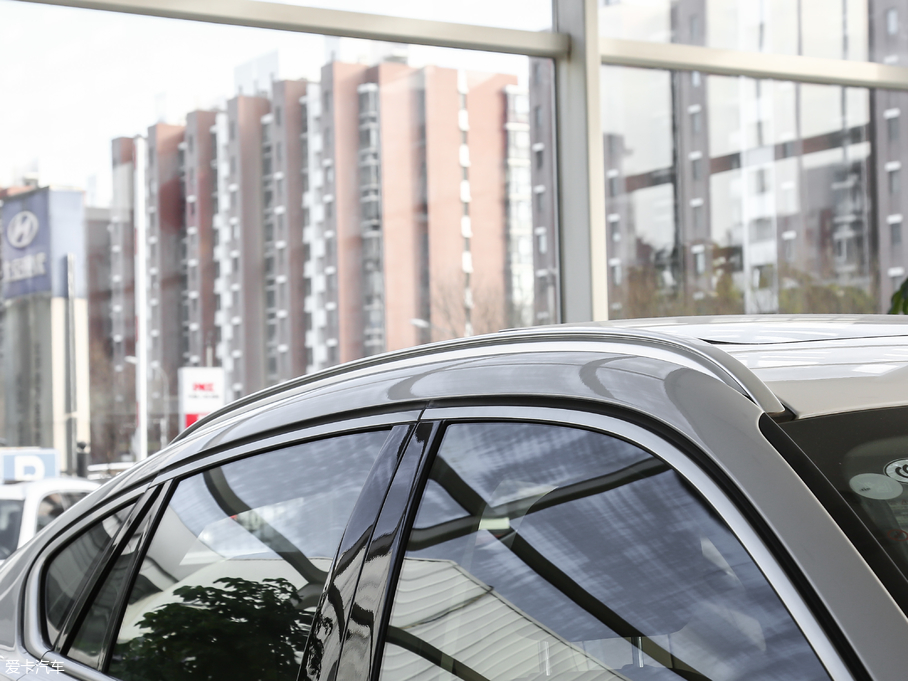 2018RX6 xDrive28i