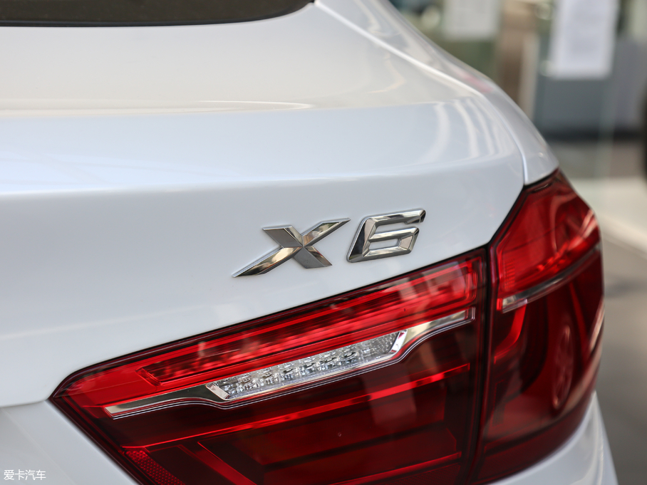 2018RX6 xDrive28i