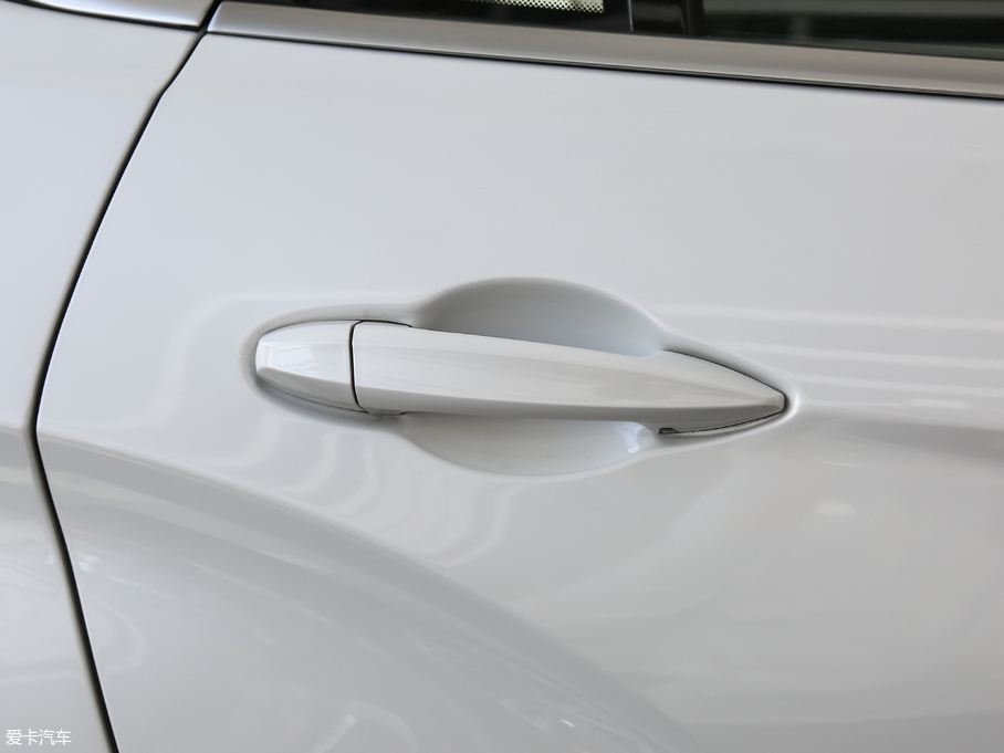 2018RX6 xDrive28i