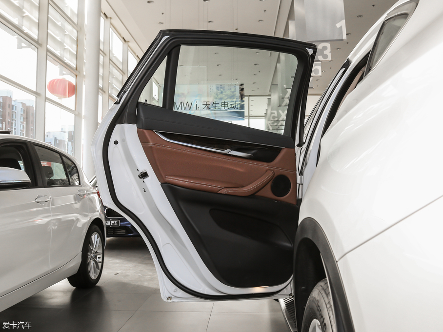 2018RX6 xDrive28i