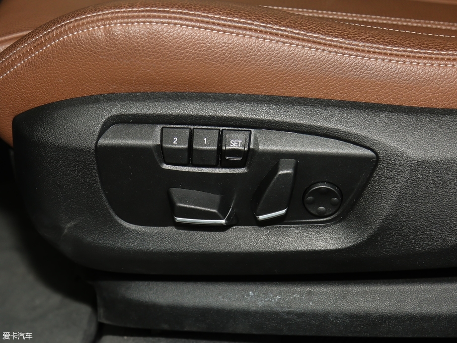 2018RX6 xDrive28i