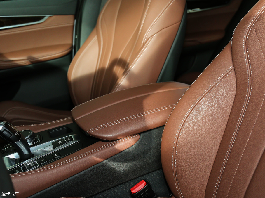 2018RX6 xDrive28i