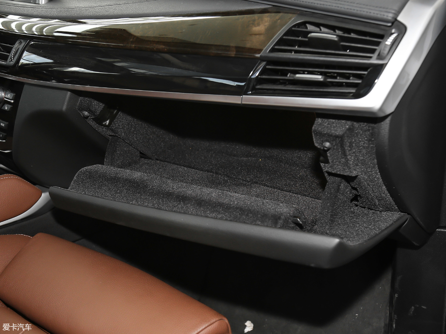 2018RX6 xDrive28i