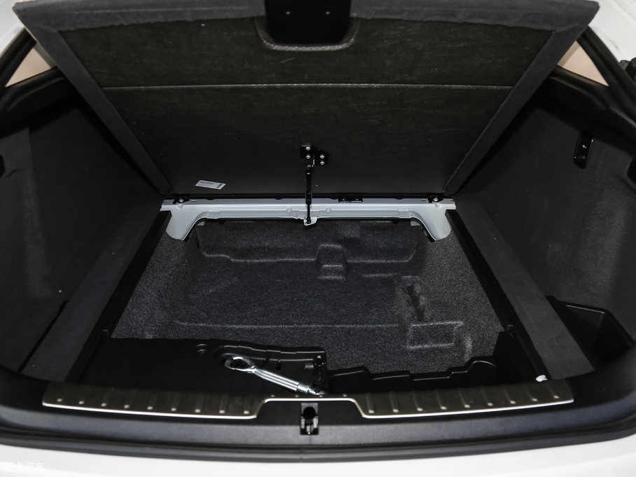 2018RX6 xDrive28i