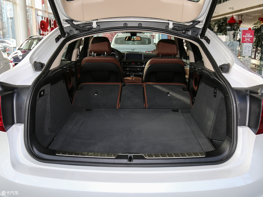 2018RX6 xDrive28i