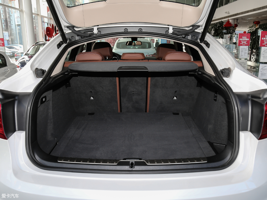 2018RX6 xDrive28i