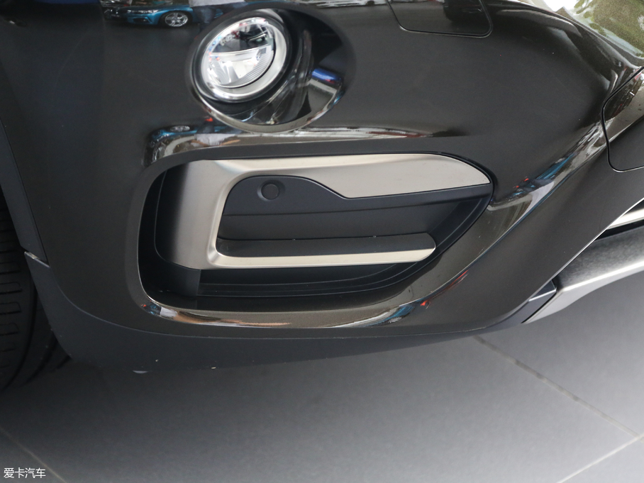 2018RX6 xDrive28i