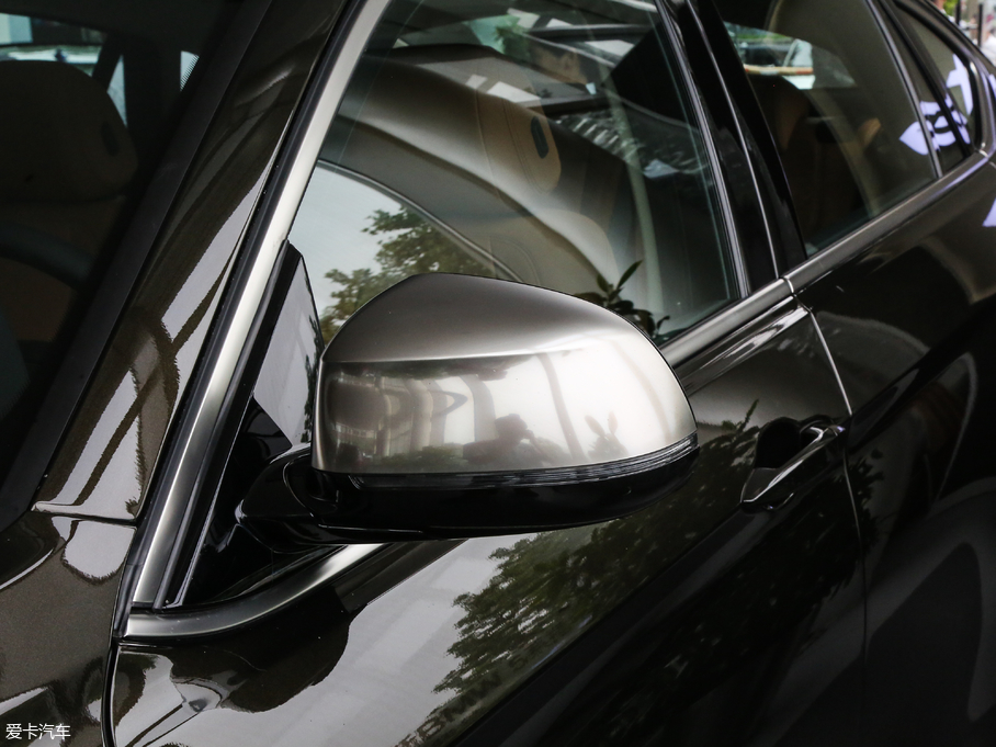 2018RX6 xDrive28i