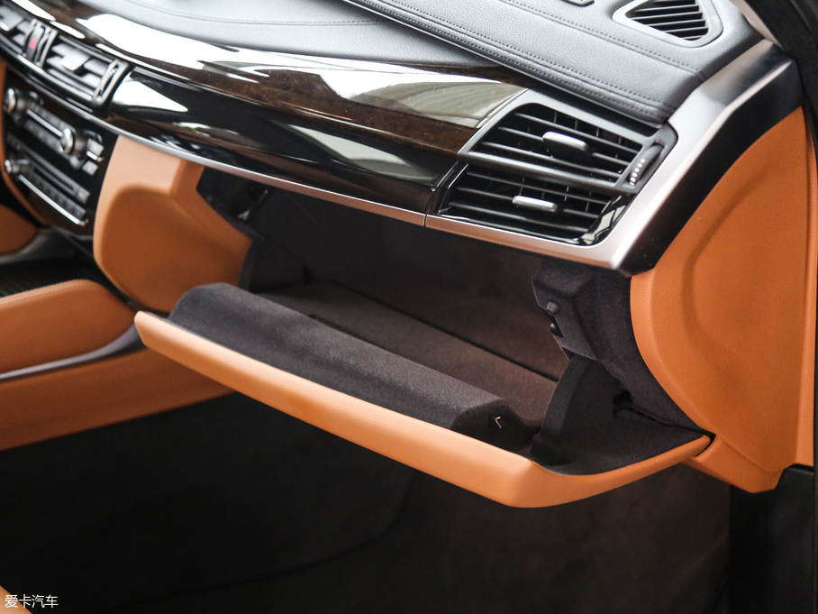 2018RX6 xDrive28i