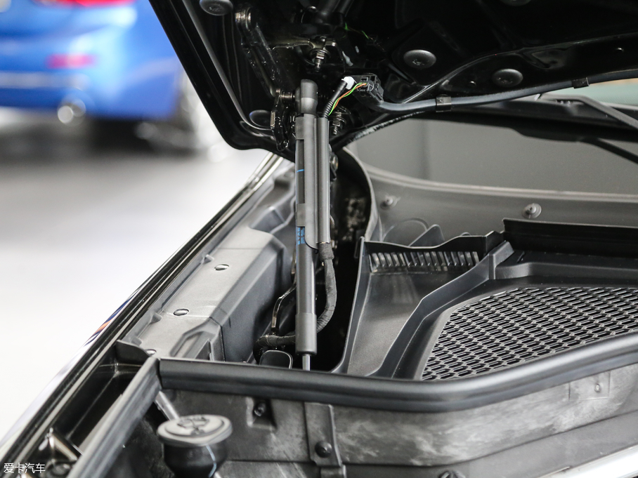 2018RX6 xDrive28i