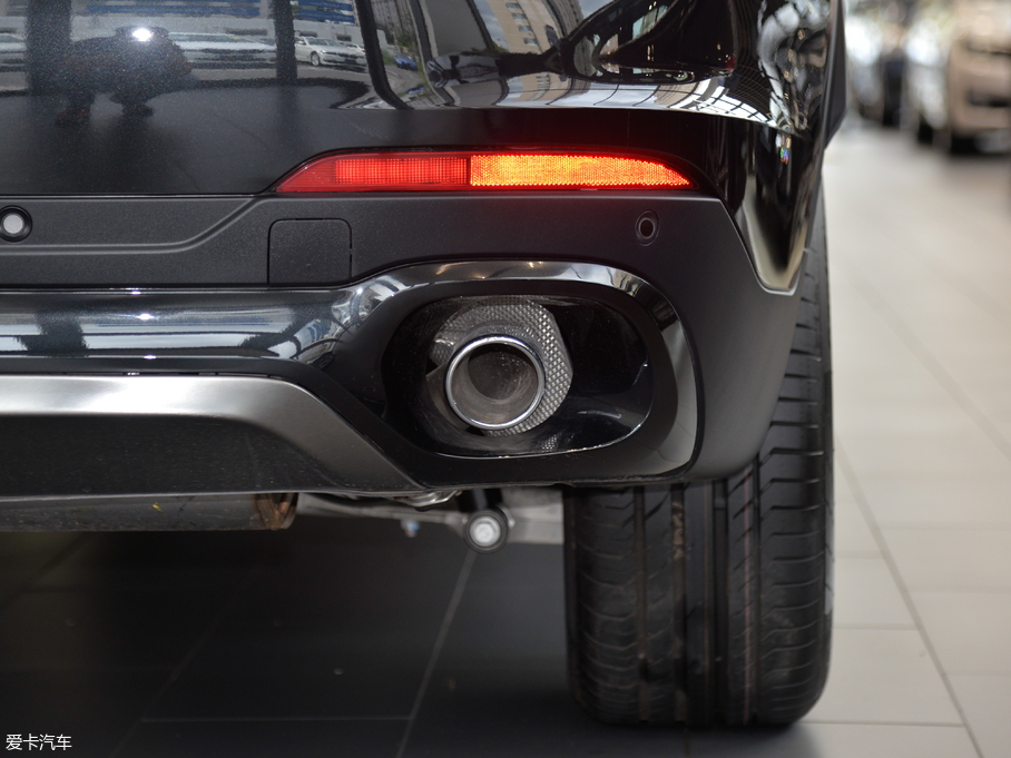 2018RX6 xDrive28i