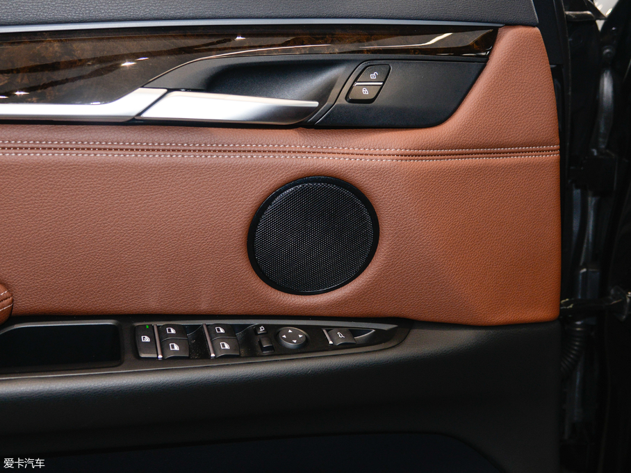 2018RX6 xDrive28i