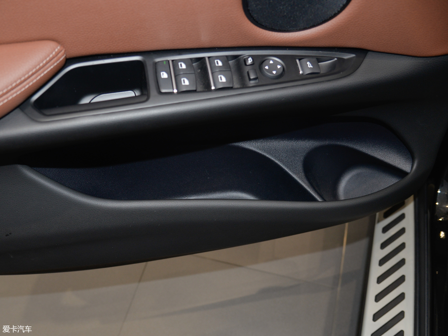 2018RX6 xDrive28i