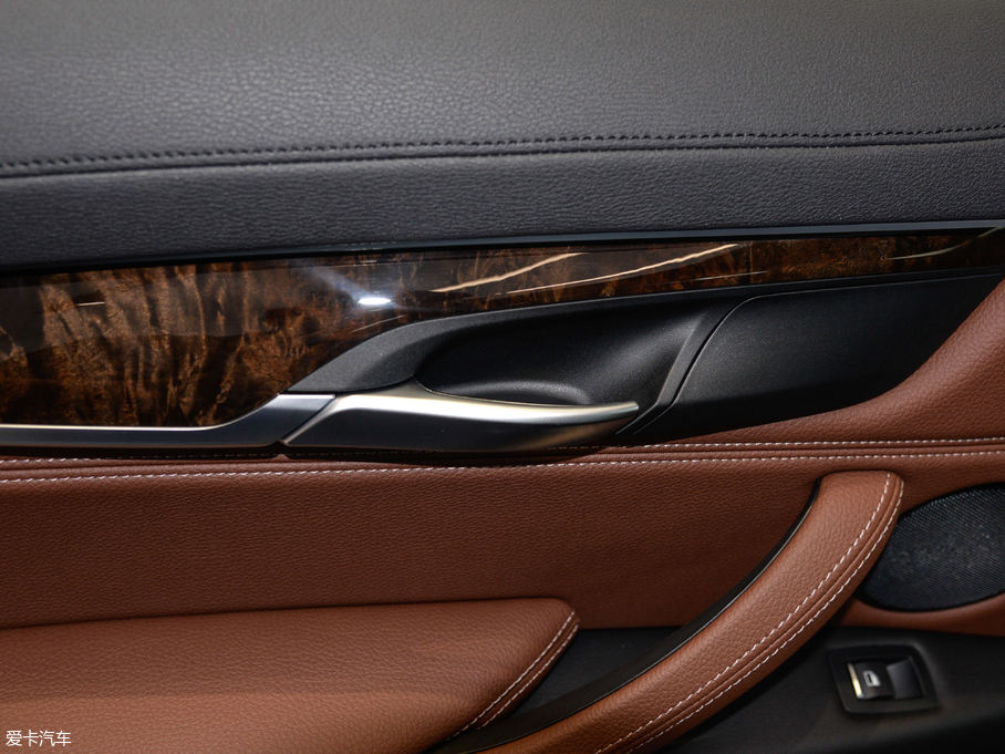 2018RX6 xDrive28i