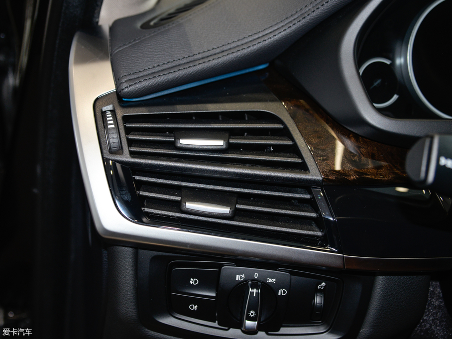 2018RX6 xDrive28i