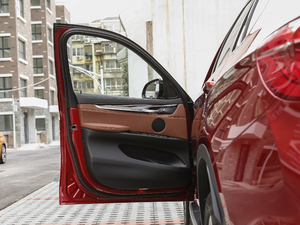 2018xDrive28i {λ܇T