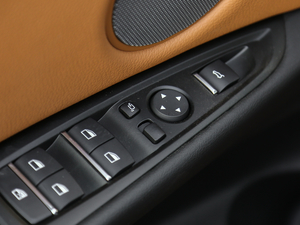 2018xDrive35i M\ӺA g