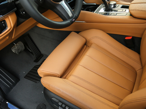 2018xDrive35i M\ӺA g